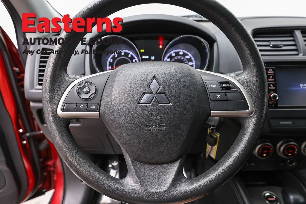 Used 2023 Mitsubishi Outlander Sport ES AWD/4WD image 12