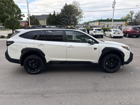 Used 2025 Subaru Outback Wilderness image 7