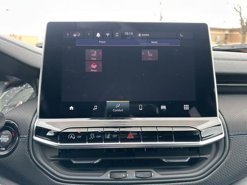 New 2026 Jeep Compass Latitude image 33