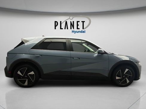 New 2026 Hyundai Ioniq 5 SEL image 8