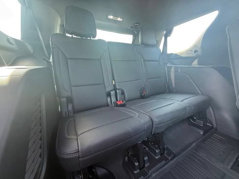 Used 2026 GMC Yukon Denali w/ Sun & Power Step Package AWD/4WD image 35