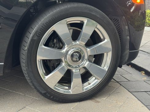 Used 2023 Rolls-Royce Cullinan image 6