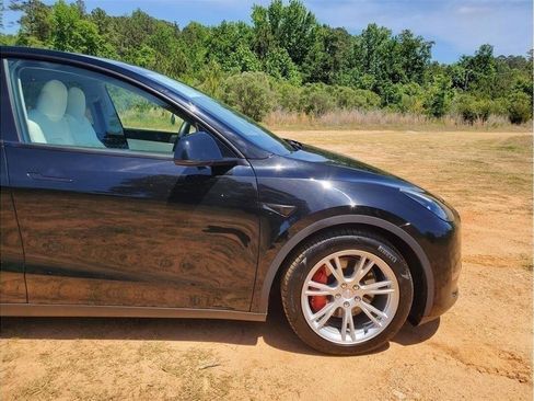 Used 2021 Tesla Model Y Performance AWD/4WD image 10