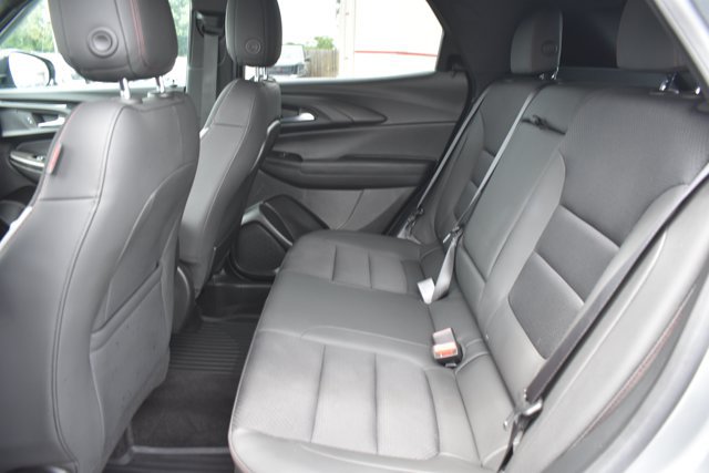 Used 2023 Chevrolet TrailBlazer RS w/ Convenience Package AWD/4WD image 16