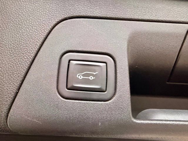 Used 2023 Buick Envision Avenir AWD/4WD image 10