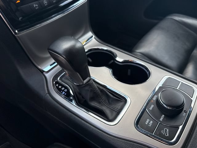 Used 2021 Jeep Grand Cherokee Limited AWD/4WD image 24