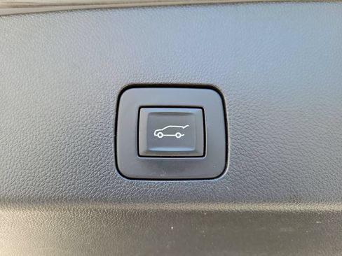 Used 2024 Buick Encore GX Sport Touring w/ Advanced Technology Package FWD image 7