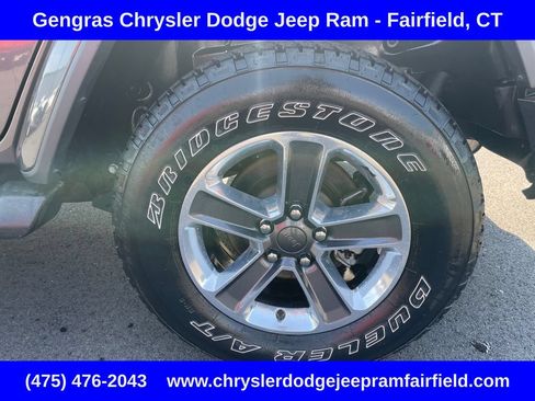 Used 2021 Jeep Wrangler Unlimited Sahara AWD/4WD image 12