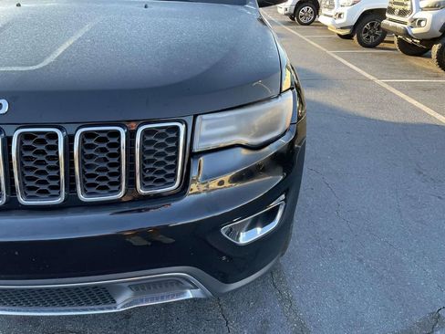 Used 2017 Jeep Grand Cherokee Limited w/ Luxury Group II image 13
