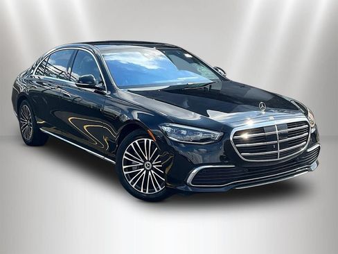Used 2023 Mercedes-Benz S 500 4MATIC w/ Warmth & Comfort Package image 3