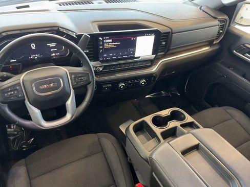Certified 2024 GMC Sierra 1500 Elevation w/ LPO, Elevation Black Package AWD/4WD image 6