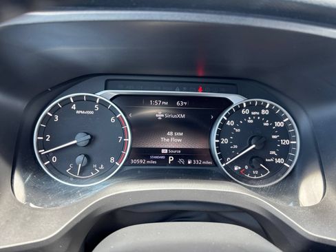 Used 2025 Nissan Rogue SV FWD image 42