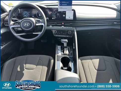 Certified 2023 Hyundai Elantra SEL w/ Convenience Package FWD image 14