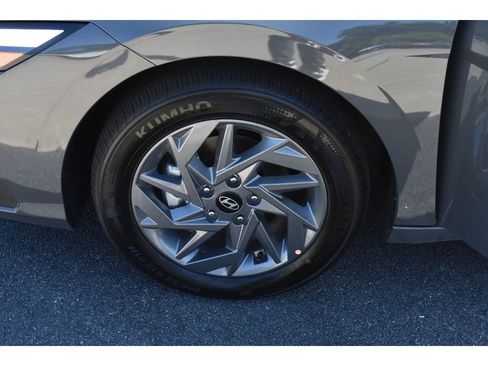 New 2025 Hyundai Elantra Blue image 9