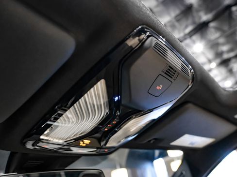 Used 2021 BMW 330i Sedan w/ Driving Assistance Package image 30