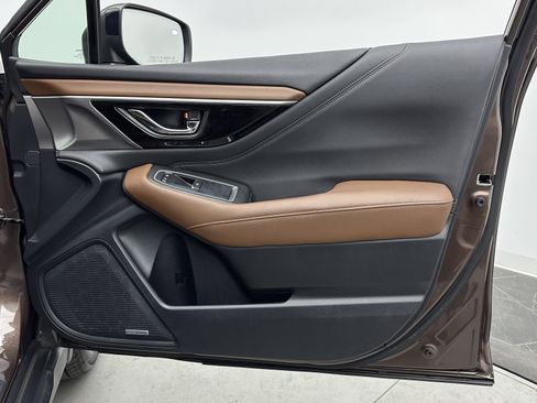 Used 2021 Subaru Outback Touring XT image 32