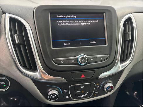 Used 2020 Chevrolet Equinox LS FWD image 44