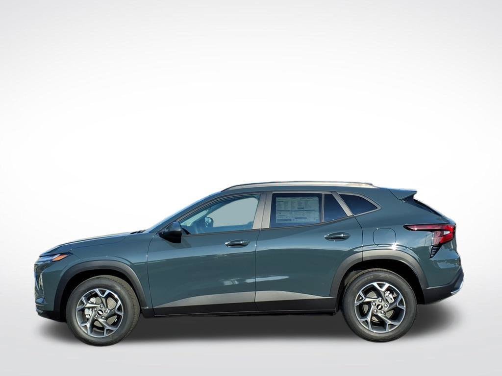 New 2026 Chevrolet Trax LT w/ Driver Confidence Package FWD image 7