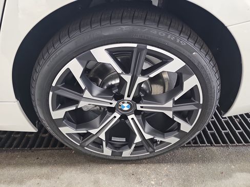 New 2026 BMW 330i Sedan w/ Premium Package image 35