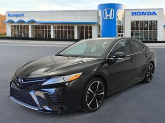 Used 2020 Toyota Camry XSE video 1