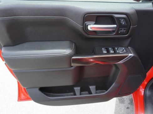 Used 2020 GMC Sierra 1500 SLT w/ SLT Convenience Package AWD/4WD image 12