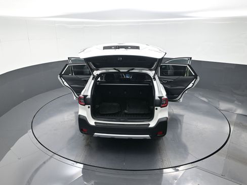 Used 2023 Subaru Outback Limited image 13