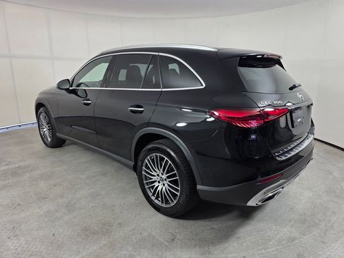 Certified 2025 Mercedes-Benz GLC 300 image 6