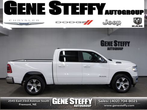 Used 2023 RAM 1500 Laramie AWD/4WD image 1