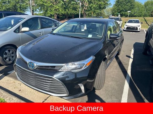Used 2018 Toyota Avalon XLE Plus FWD image 4