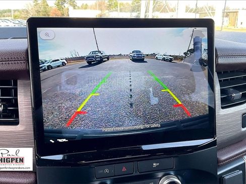 Certified 2024 Ford Expedition Limited image 20