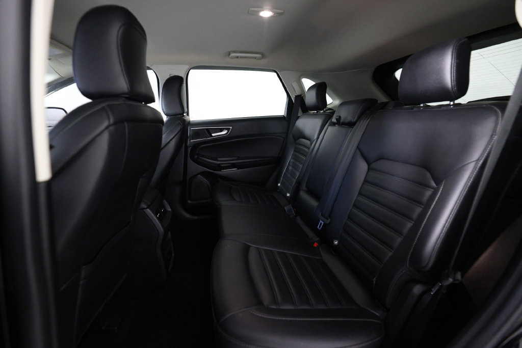 Used 2023 Ford Edge SEL AWD/4WD image 13