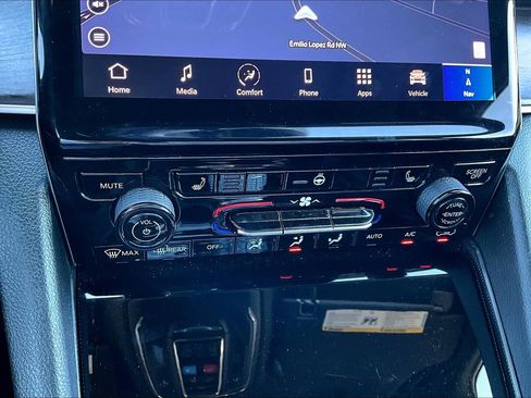 Used 2024 Jeep Grand Cherokee Limited 4xe image 15