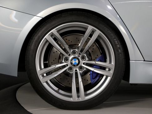 Used 2015 BMW M3 RWD image 23