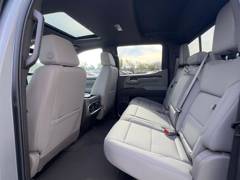 New 2026 GMC Sierra 1500 SLT w/ SLT Premium Plus Package image 8