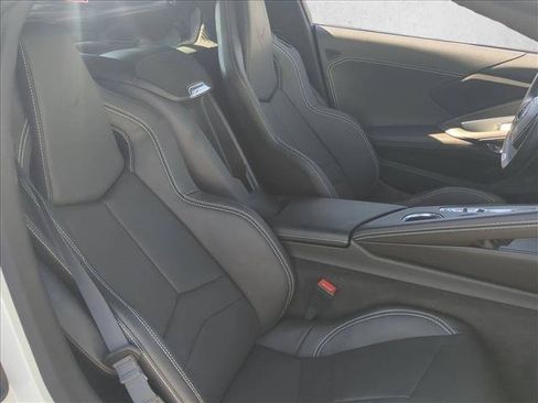 Used 2026 Chevrolet Corvette Z06 RWD image 17
