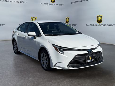 Used 2023 Toyota Corolla LE w/ Carpet Mat Package (TMS) FWD image 7
