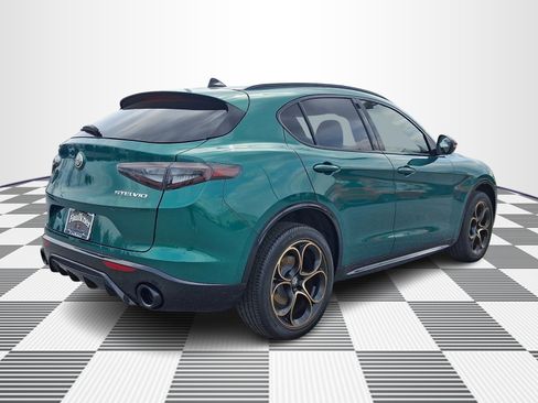 New 2025 Alfa Romeo Stelvio Sprint AWD/4WD image 4