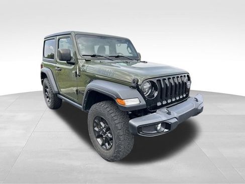 Used 2021 Jeep Wrangler Sport AWD/4WD image 3