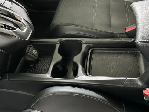 Used 2019 Honda CR-V EX-L image 16