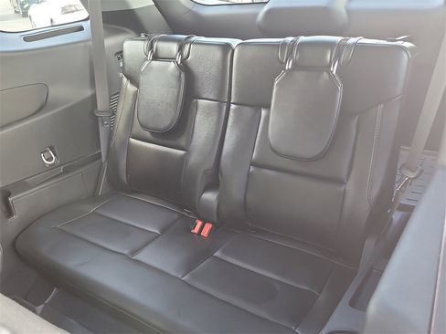 Certified 2023 Ford Explorer Limited w/ Limited Technology Package image 14