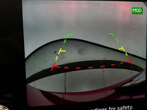 Used 2024 Mitsubishi Outlander SE Black Edition image 16