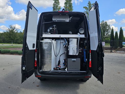 New 2024 Mercedes-Benz Sprinter 144 Cargo w/ Acoustic Package image 7