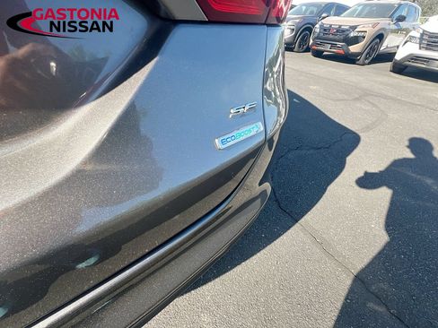Used 2014 Ford Fusion SE w/ Equipment Group 202A FWD image 42