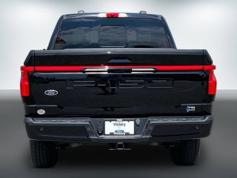 Used 2023 Ford F150 Lightning Platinum AWD/4WD image 4