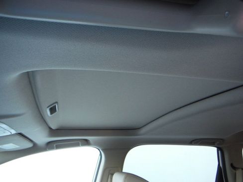 Used 2022 Honda CR-V EX-L image 11