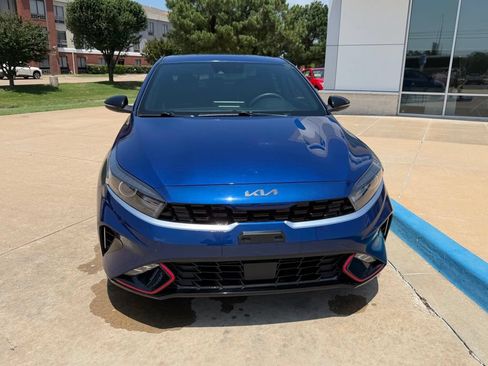 Used 2024 Kia Forte GT-Line w/ GT-Line Premium Package FWD image 3