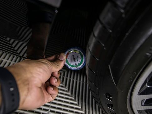 Used 2024 BMW 530i 530i w/ M Sport Package image 46