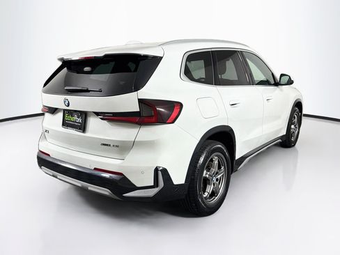 Used 2025 BMW X1 xDrive28i AWD/4WD image 9