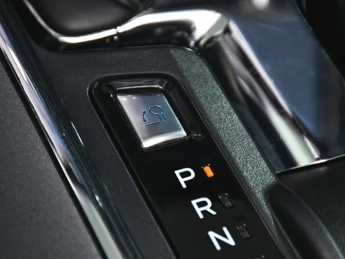 Used 2023 Ford F150 Lariat w/ Equipment Group 502A High image 27