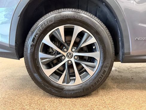Used 2022 Lexus RX 450h AWD w/ Premium Package image 28